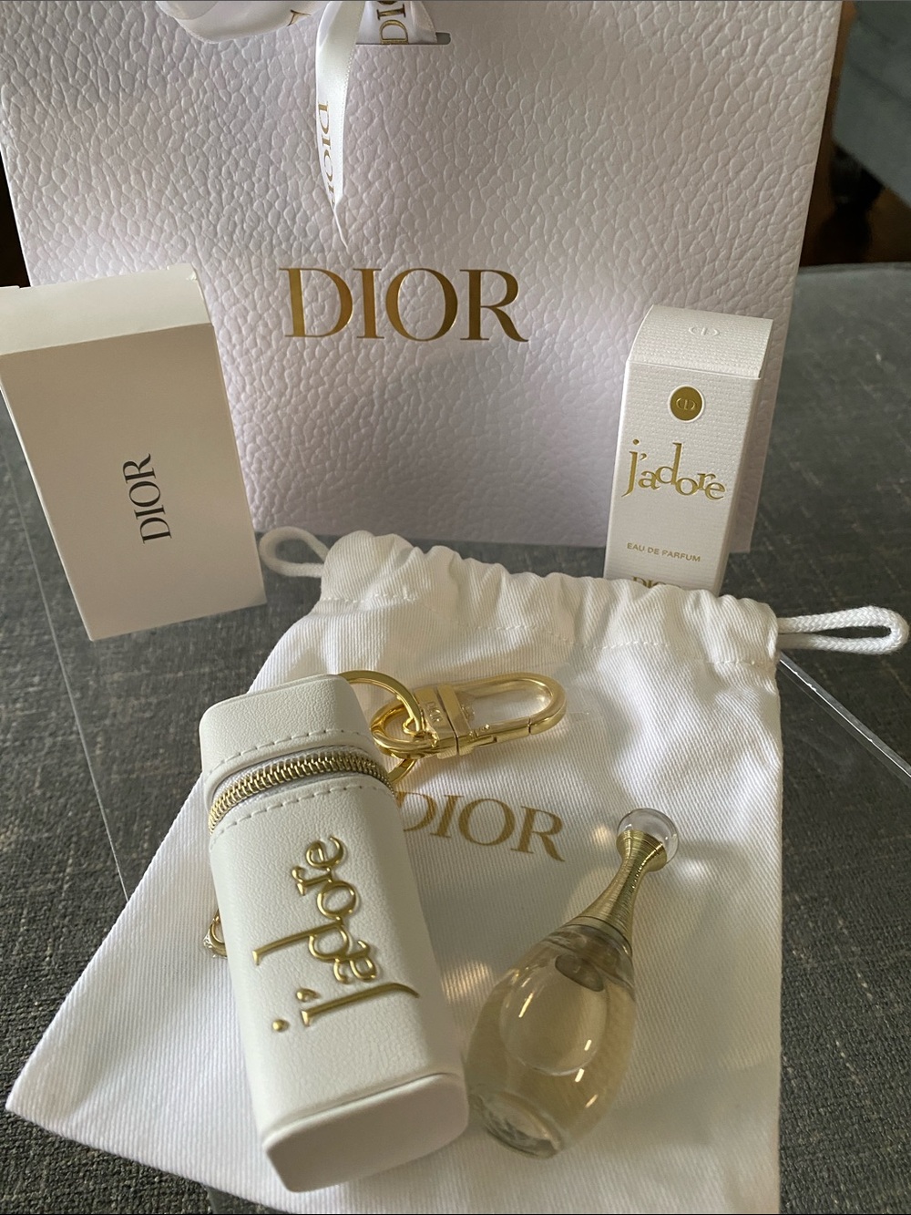 Dior J’adore Key Chain Set - Picture 2 of 9